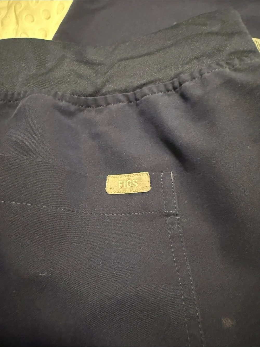 Women’s FIGS Navy Blue Cargo Scrub Pants Size XL Drawstring Medical Style HWYOLA